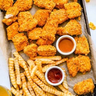 Chicken Nuggets w French Fries